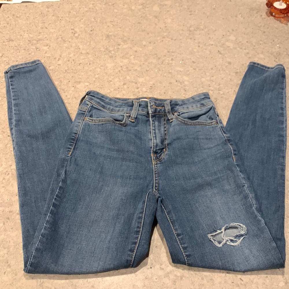 Dark blue; SO jeans; High rise